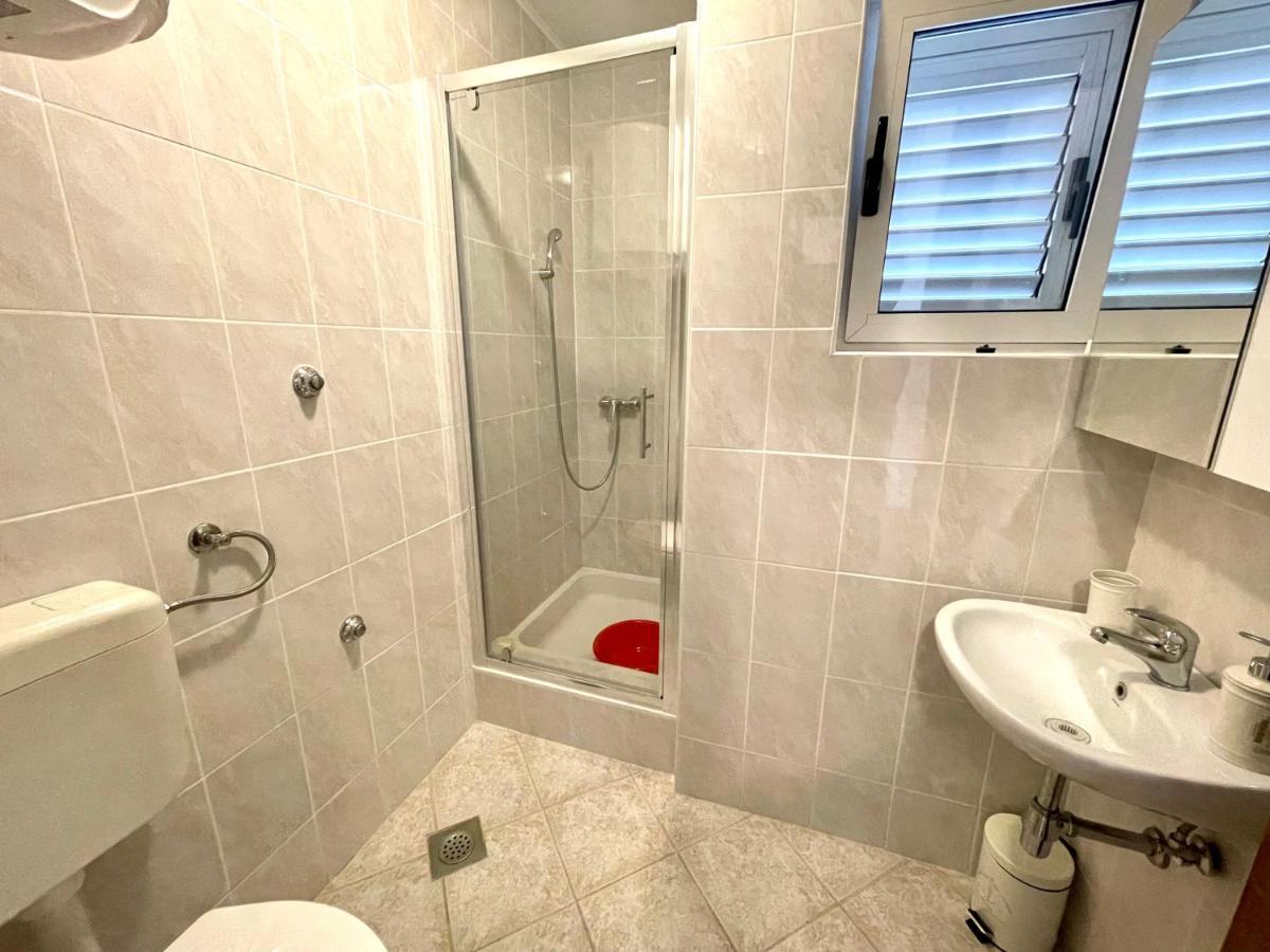 Villa Julie Ядраново Екстериор снимка
