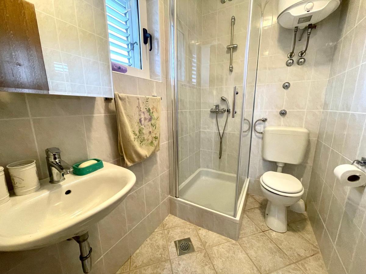 Villa Julie Ядраново Екстериор снимка